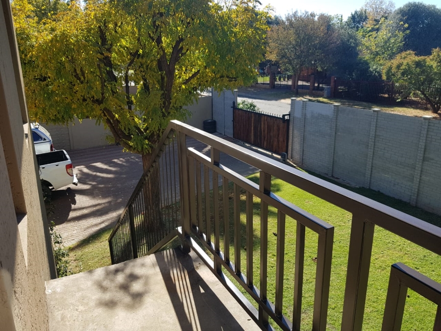 To Let 1 Bedroom Property for Rent in Langenhovenpark Free State
